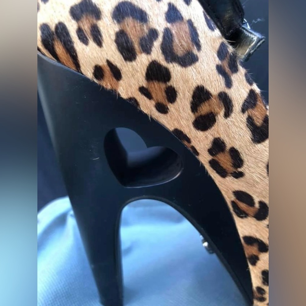 TUK Lana Leopard Marilyn Platform - Picture 3 of 6
